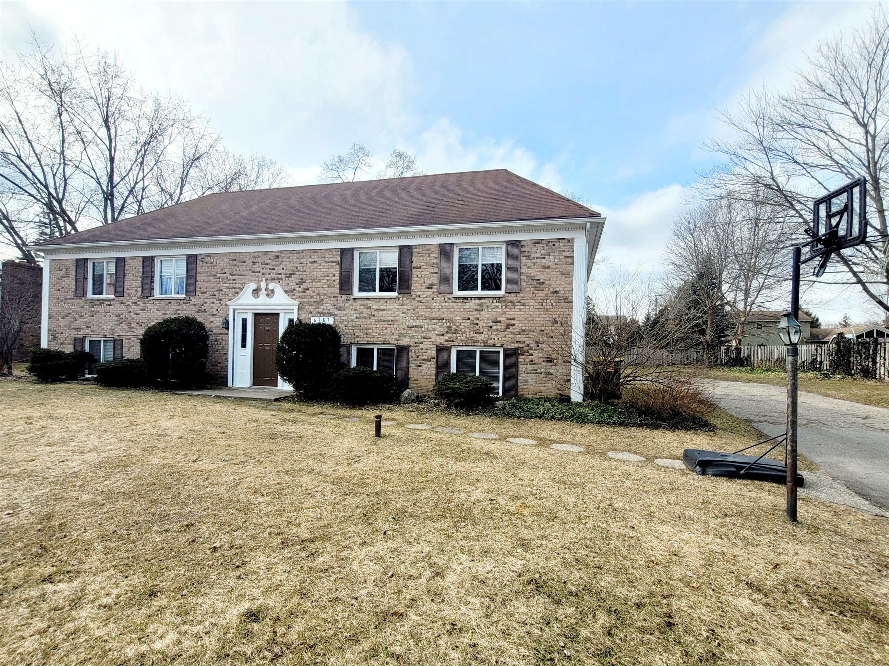 6187 Blythefield Avenue Northeast