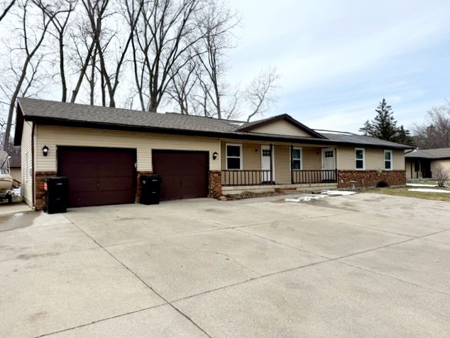 3635 Ivanrest Avenue Southwest - 3636