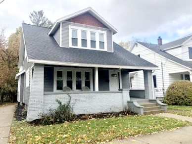 647 Lincoln Avenue Northwest