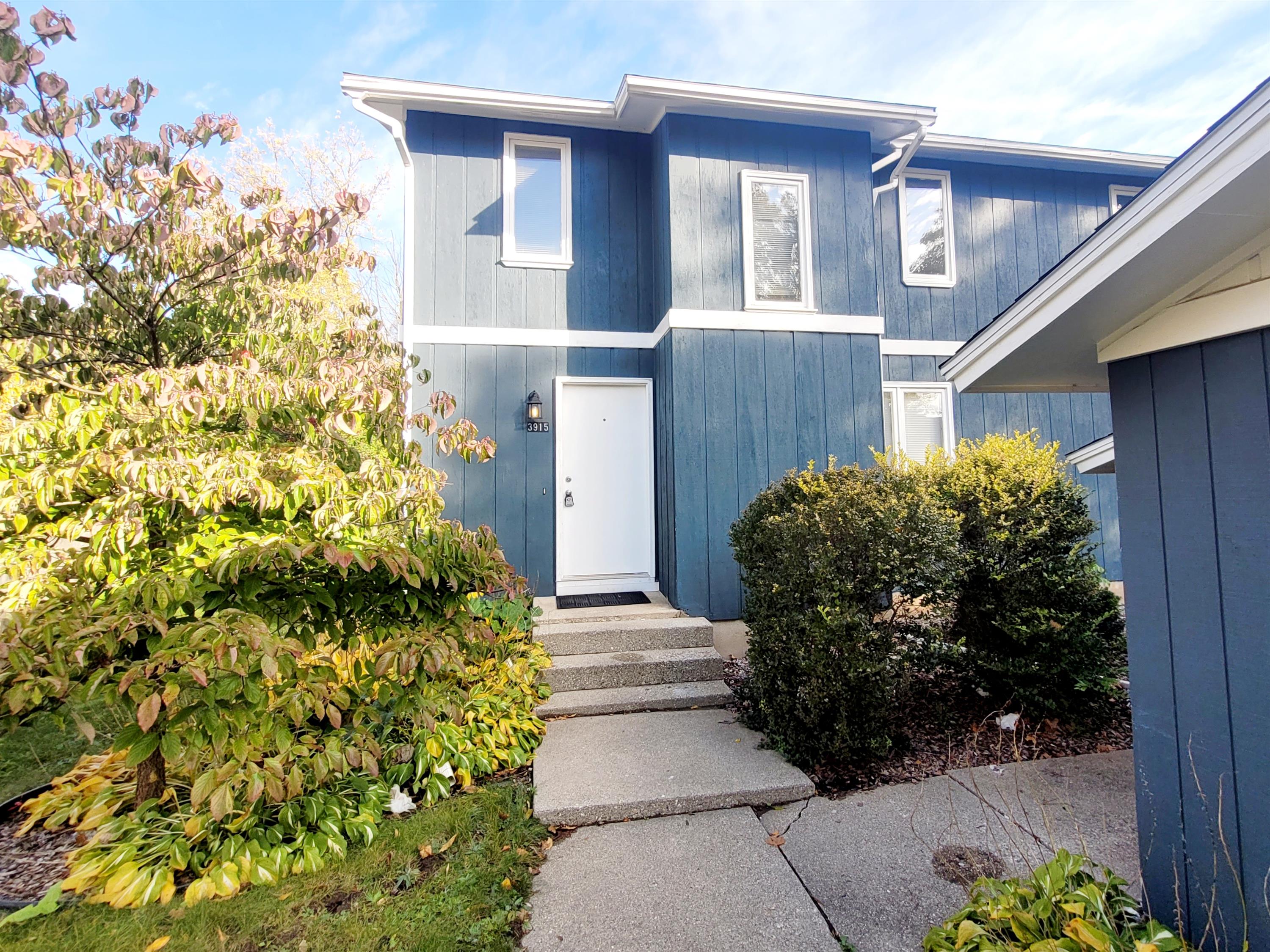 3915 Camelot Drive Southeast - 1